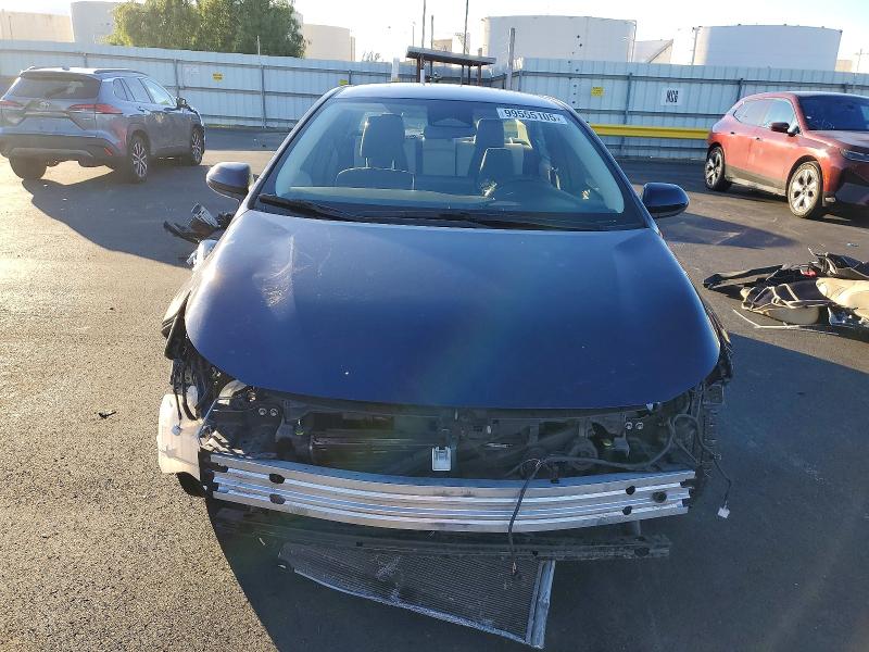 Photo 5 from auction – 2023 TOYOTA COROLLA LE with VIN JTDBCMFE6PJ015052