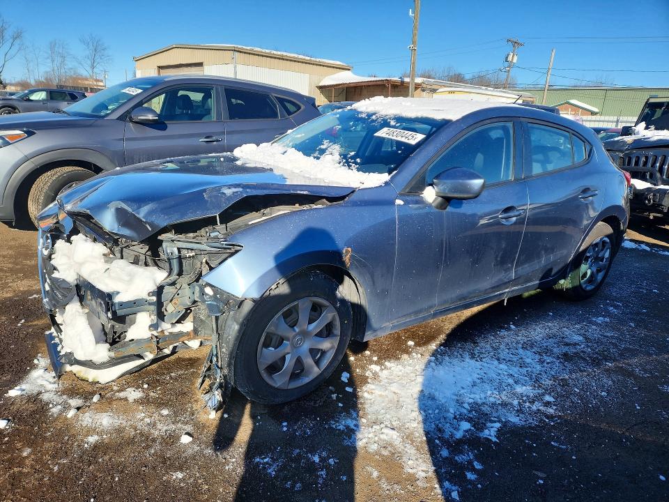 MAZDA 3 2014 with VIN JM1BM1K7XE1122265 - Photo from auction