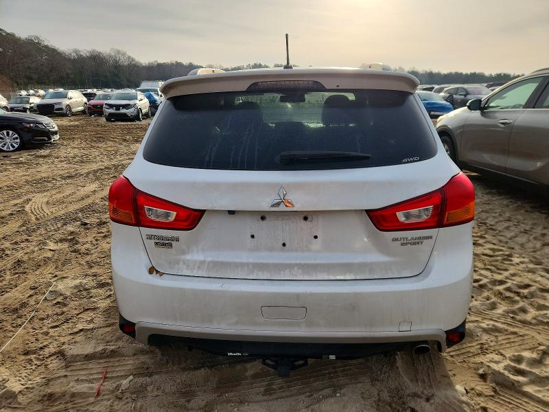 Photo 6 from auction – 2013 MITSUBISHI OUTLANDER with VIN 4A4AR5AU9DE016739