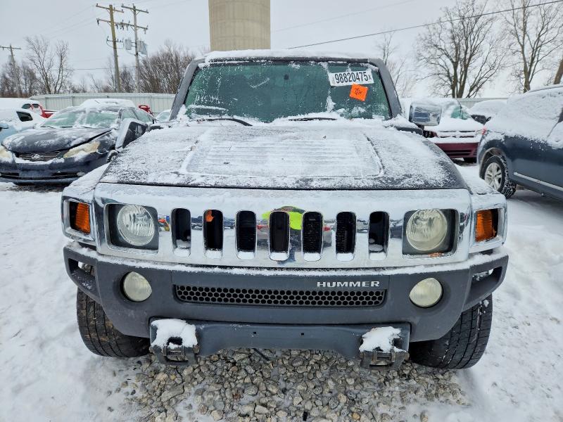 Photo 5 from auction – 2007 HUMMER H3 with VIN 5GTDN13E578250029