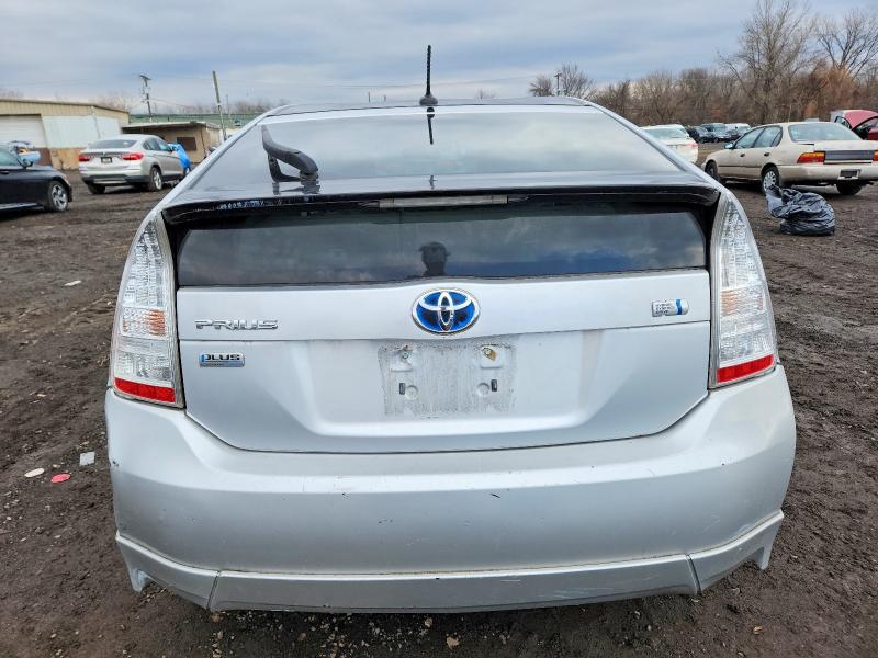 Photo 6 from auction – 2011 TOYOTA PRIUS with VIN JTDKN3DUXB0310152