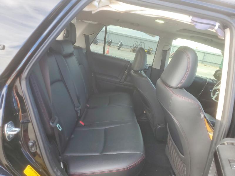 Photo 11 from auction – 2019 TOYOTA 4RUNNER SR with VIN JTEBU5JR1K5669242