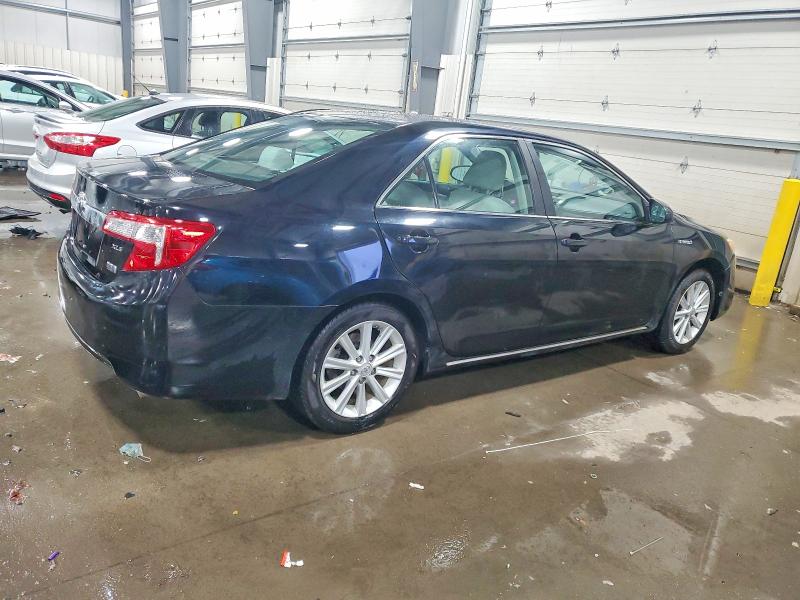Photo 3 from auction – 2012 TOYOTA CAMRY HYBR with VIN 4T1BD1FK9CU044096