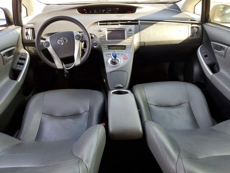 Photo 8 from auction – 2014 TOYOTA PRIUS PLUG with VIN JTDKN3DP2E3064243