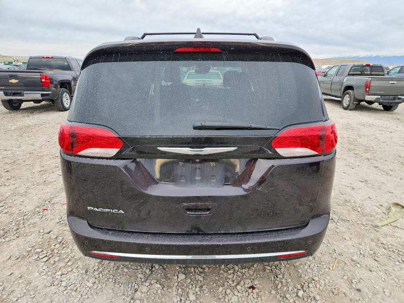 Photo 6 from auction – 2017 CHRYSLER PACIFICA T with VIN 2C4RC1EGXHR633603