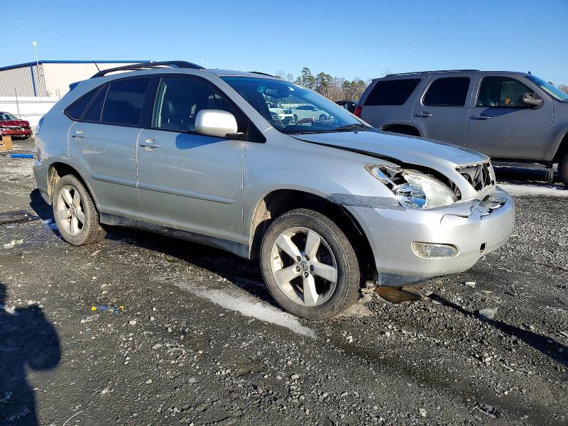 Photo 4 from auction – 2004 LEXUS RX 330 with VIN JTJGA31U040033811
