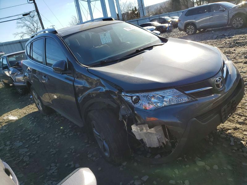 Photo 4 from auction – 2015 TOYOTA RAV4 XLE with VIN JTMRFREV1FD122222