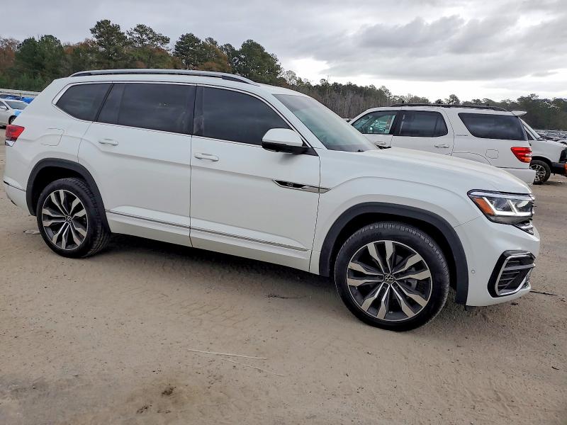 Photo 4 from auction – 2022 VOLKSWAGEN ATLAS SEL with VIN 1V2FR2CA6NC561775