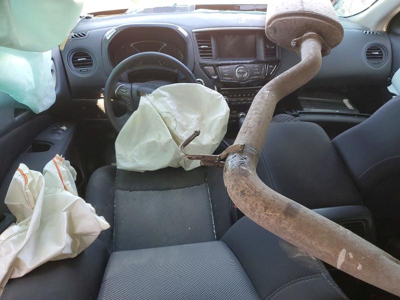Photo 8 from auction – 2017 NISSAN PATHFINDER with VIN 5N1DR2MMXHC904668