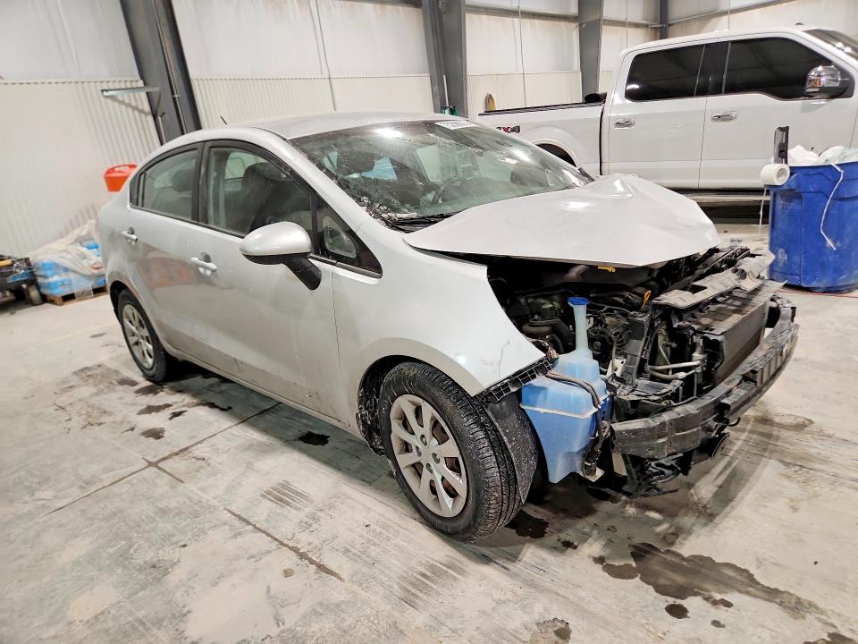 Photo 4 from auction – 2015 KIA RIO with VIN KNADM4A35F6501099