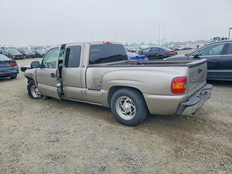 Photo 2 from auction – 2002 CHEVROLET SILVERADO with VIN 2GCEC19V621251467