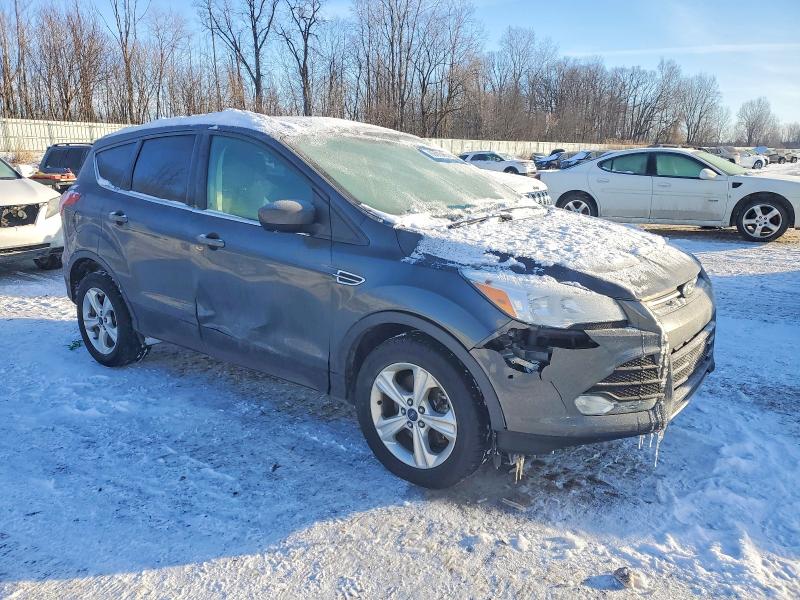 Photo 4 from auction – 2016 FORD ESCAPE SE with VIN 1FMCU9GX0GUC41046