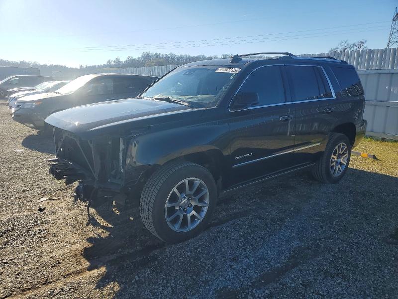 GMC YUKON 2019 with VIN 1GKS2CKJ1KR329884 - Photo from auction
