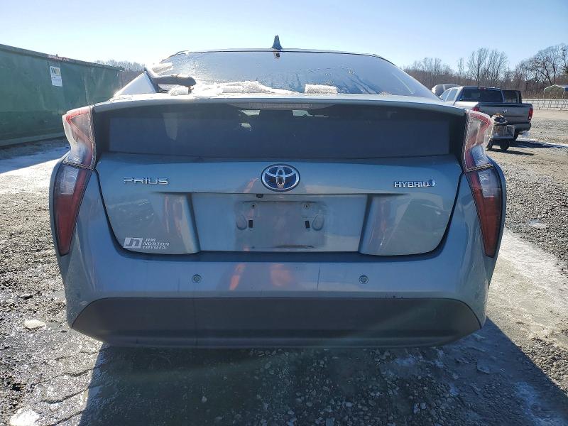 Photo 6 from auction – 2016 TOYOTA PRIUS with VIN JTDKARFU2G3009926