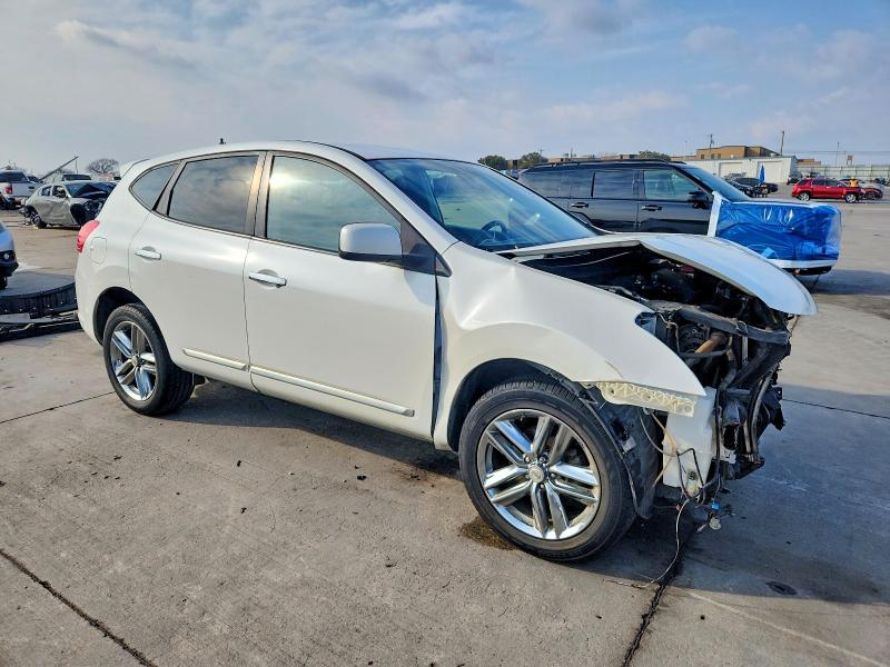 Photo 4 from auction – 2011 NISSAN ROGUE with VIN JN8AS5MT5BW171847