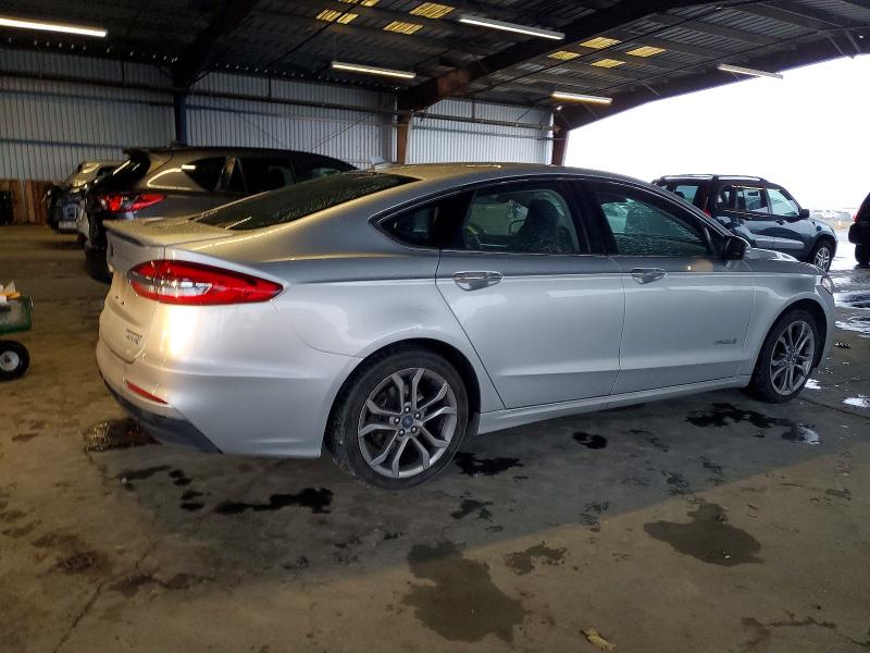 Photo 3 from auction – 2019 FORD FUSION with VIN 3FA6P0RU4KR115348