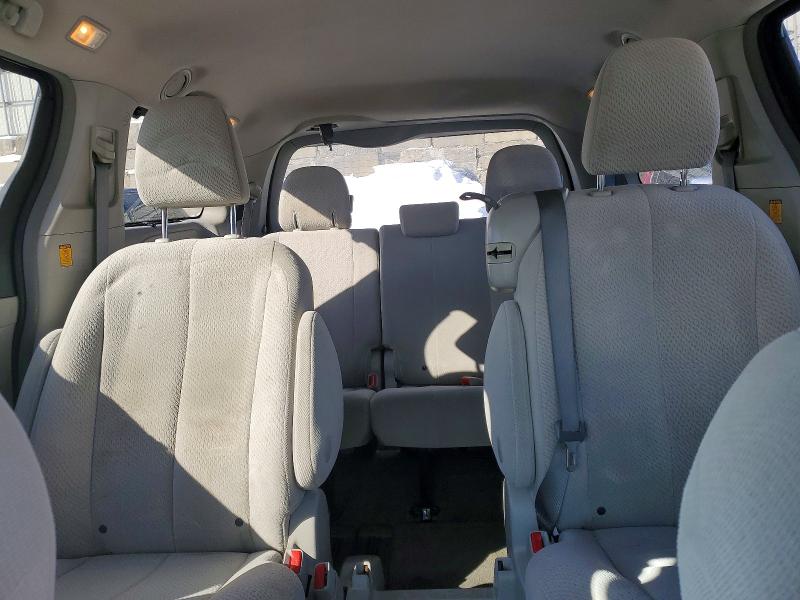 Photo 10 from auction – 2012 TOYOTA SIENNA LE with VIN 5TDKK3DC4CS220834