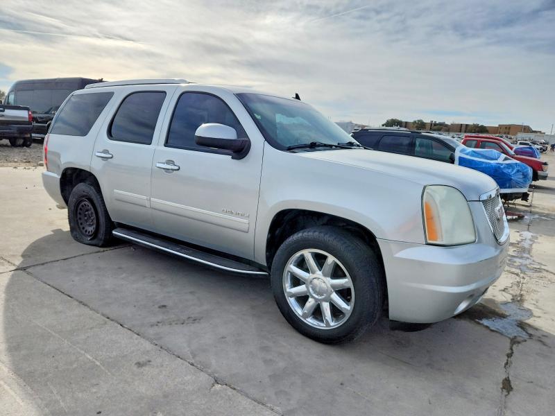 Photo 4 from auction – 2012 GMC YUKON DENA with VIN 1GKS2EEF1CR325712