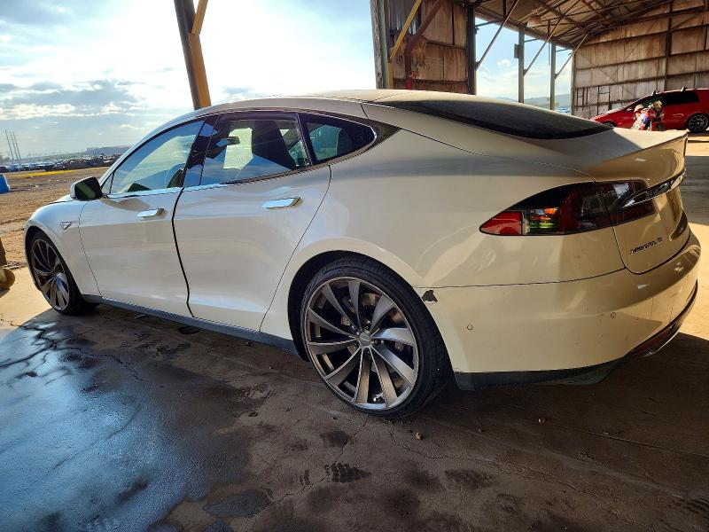 Photo 2 from auction – 2015 TESLA MODEL S 85 with VIN 5YJSA1H28FF080983