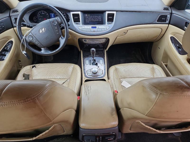 Photo 8 from auction – 2011 HYUNDAI GENESIS 3. with VIN KMHGC4DE3BU122345
