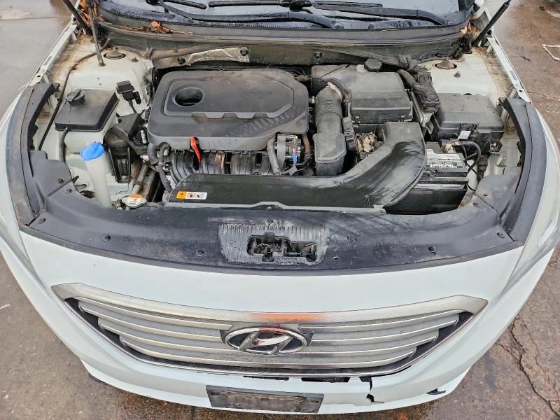 Photo 11 from auction – 2016 HYUNDAI SONATA SE with VIN 5NPE24AF6GH357545