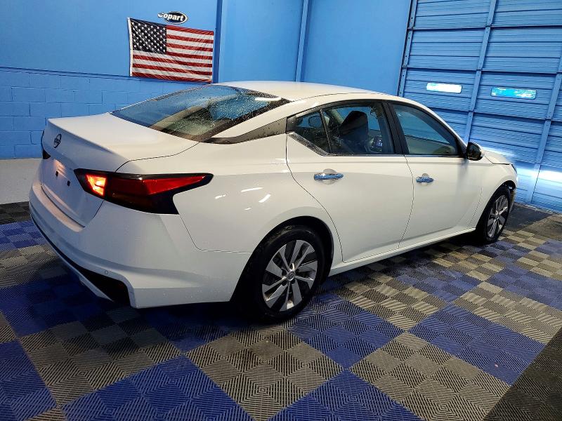 Photo 3 from auction – 2023 NISSAN ALTIMA S with VIN 1N4BL4BV9PN329704