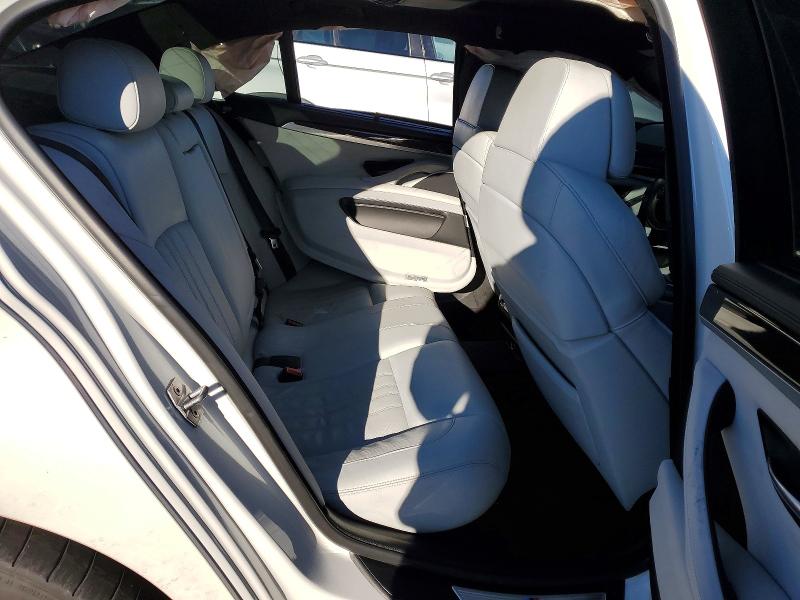 Photo 10 from auction – 2013 BMW M5 with VIN WBSFV9C56DD096442