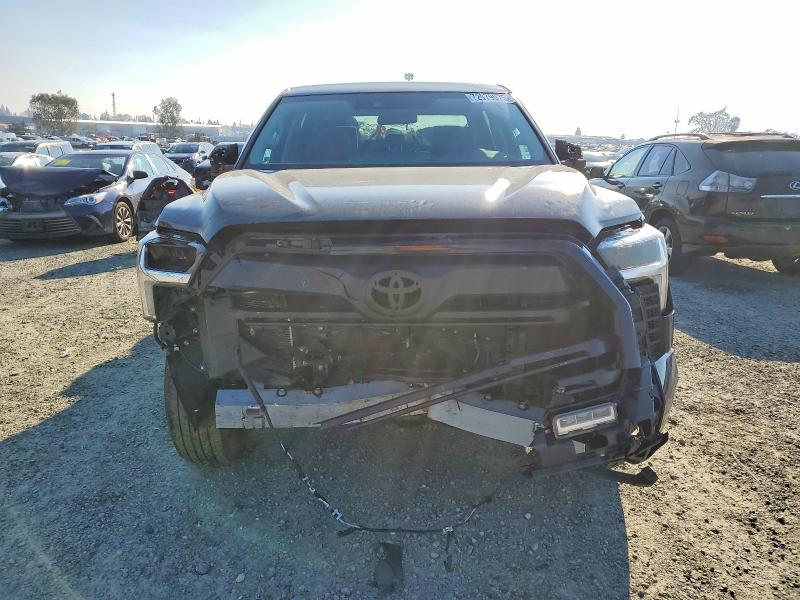 Photo 5 from auction – 2024 TOYOTA TUNDRA with VIN 5TFLA5DB1RX190169