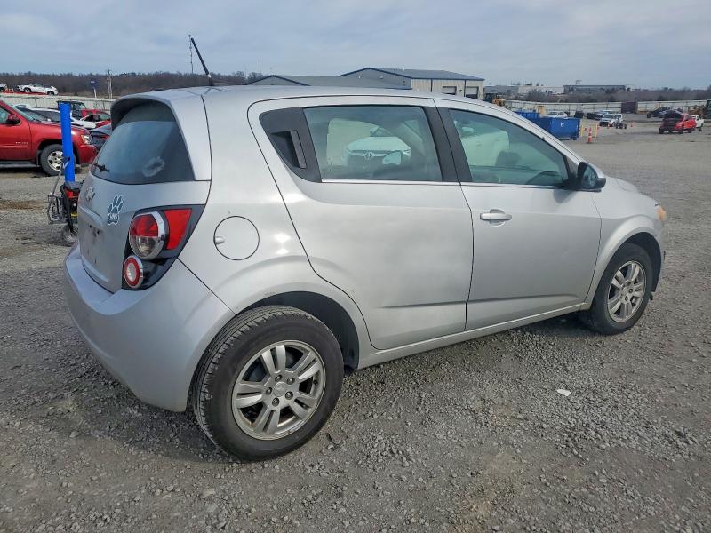 Photo 3 from auction – 2014 CHEVROLET SONIC LT with VIN 1G1JC6SG5E4174745