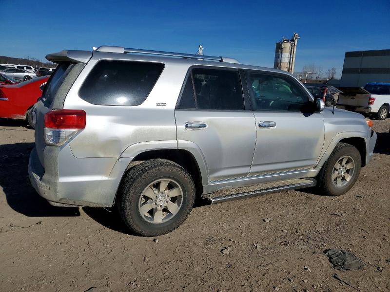 Photo 3 from auction – 2010 TOYOTA 4RUNNER SR with VIN JTEBU5JR2A5018135