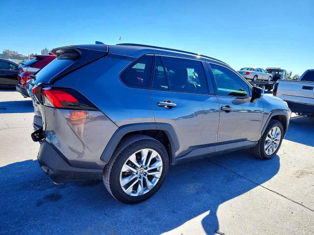 Photo 3 from auction – 2021 TOYOTA RAV4 with VIN 2T3C1RFV8MC129205