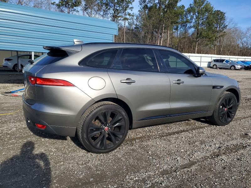 Photo 3 from auction – 2019 JAGUAR F-PACE R - with VIN SADCL2GX6KA369837