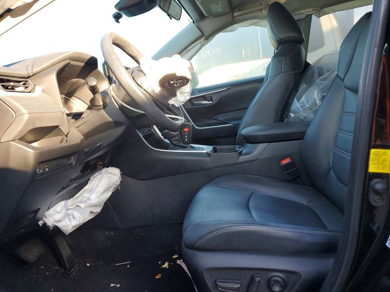 Photo 7 from auction – 2022 TOYOTA RAV4 XLE P with VIN 2T3C1RFV9NC182321