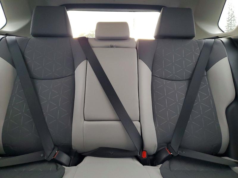 Photo 10 from auction – 2024 TOYOTA RAV4 with VIN 2T3W1RFV0RW328915