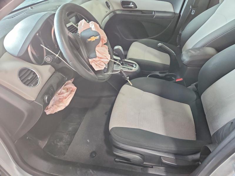 Photo 7 from auction – 2011 CHEVROLET CRUZE LS with VIN 1G1PC5SH7B7273090