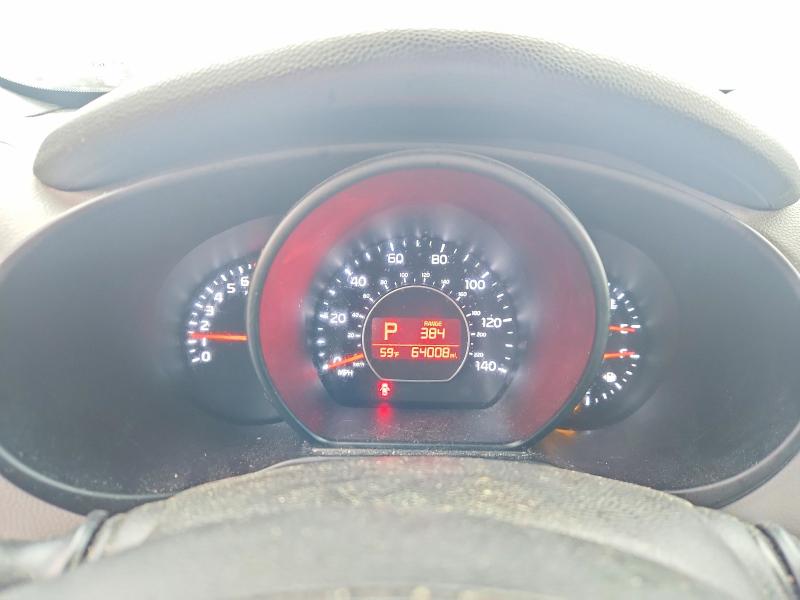 Photo 9 from auction – 2016 KIA SOUL with VIN KNDJN2A27G7377346