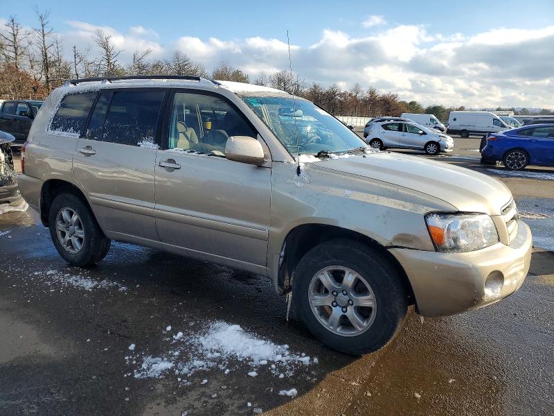 Photo 4 from auction – 2006 TOYOTA HIGHLANDER with VIN JTEHP21A360180645