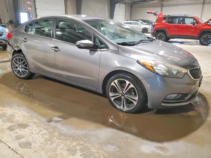 Photo 4 from auction – 2014 KIA FORTE EX with VIN KNAFX4A8XE5173856