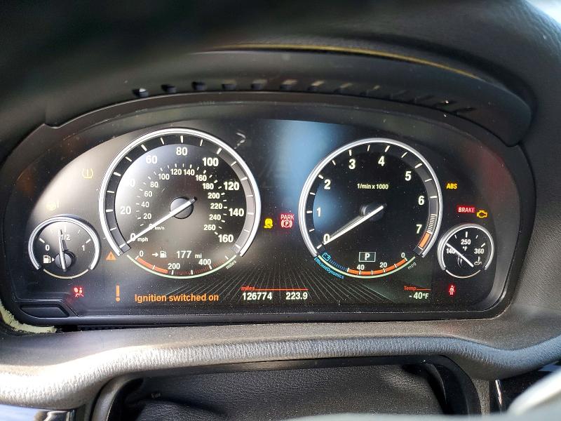 Photo 9 from auction – 2015 BMW X3 XDRIVE3 with VIN 5UXWX7C58F0K32942