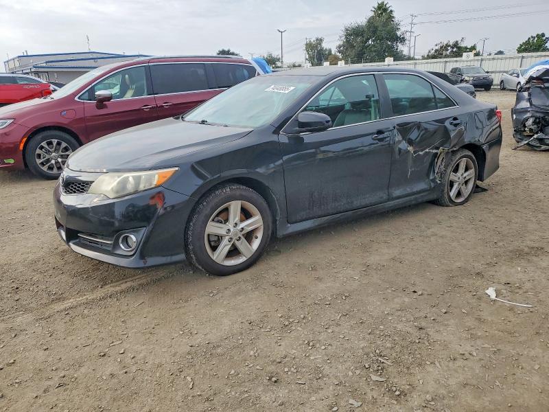 TOYOTA CAMRY 2014 con VIN 4T1BF1FK8EU320264 - Foto de la subasta