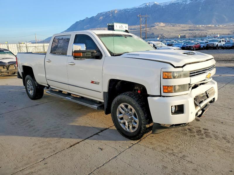 Photo 4 from auction – 2019 CHEVROLET SILVERADO with VIN 1GC4KXCY3KF155762