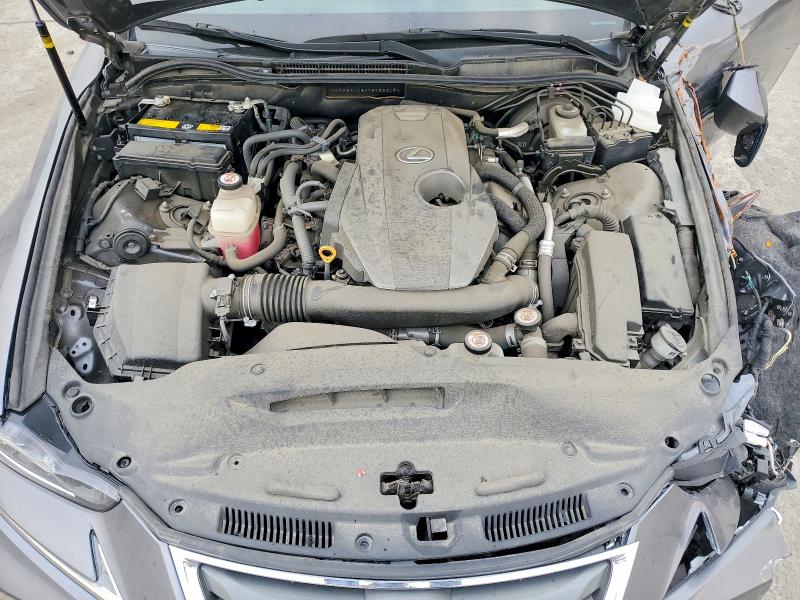 Photo 11 from auction – 2019 LEXUS IS 300 with VIN JTHBA1D2XK5098319