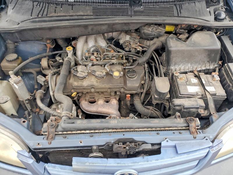 Photo 12 from auction – 2002 TOYOTA SIENNA with VIN 4T3ZF13C72U441799