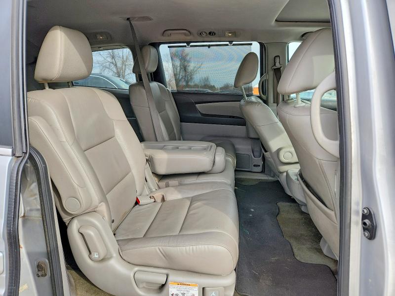 Photo 11 from auction – 2015 HONDA ODYSSEY with VIN 5FNRL5H67FB039618