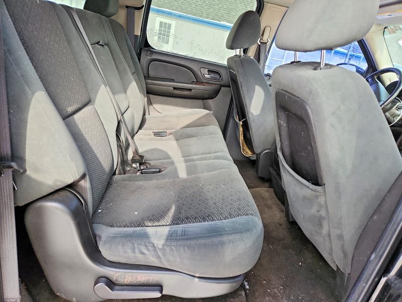 Photo 11 from auction – 2007 CHEVROLET SUBURBAN K with VIN 3GNFK16387G319333