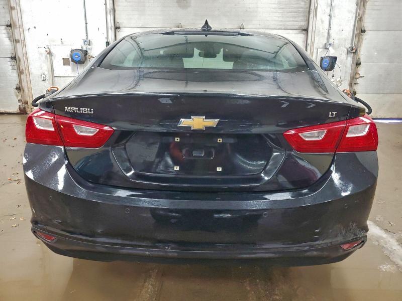 Photo 6 from auction – 2017 CHEVROLET MALIBU LT with VIN 1G1ZE5ST5HF192823