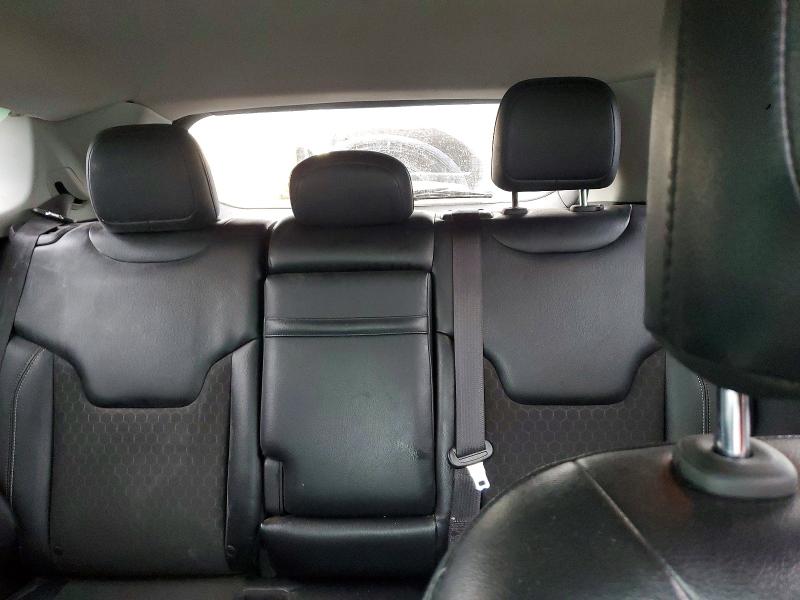 Photo 10 from auction – 2018 JEEP COMPASS with VIN 3C4NJDBB8JT117483