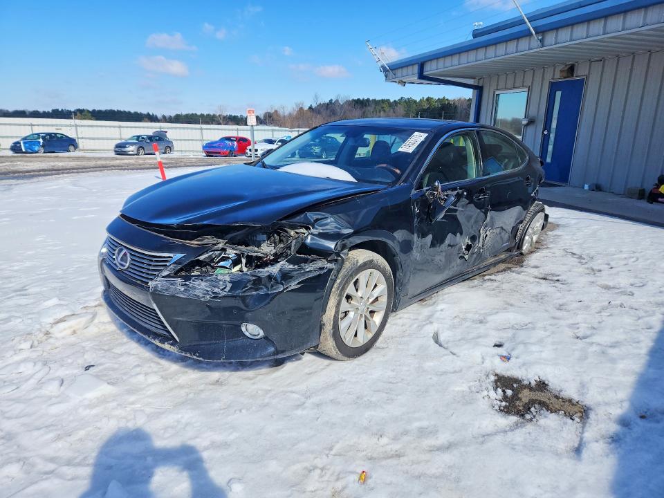 LEXUS ES 300H 2014 with VIN JTHBW1GG7E2064062 - Photo from auction