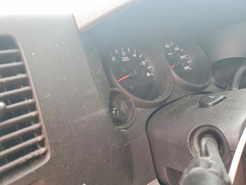Photo 9 from auction – 2009 CHEVROLET SILVERADO with VIN 1GCEC19C39Z197979