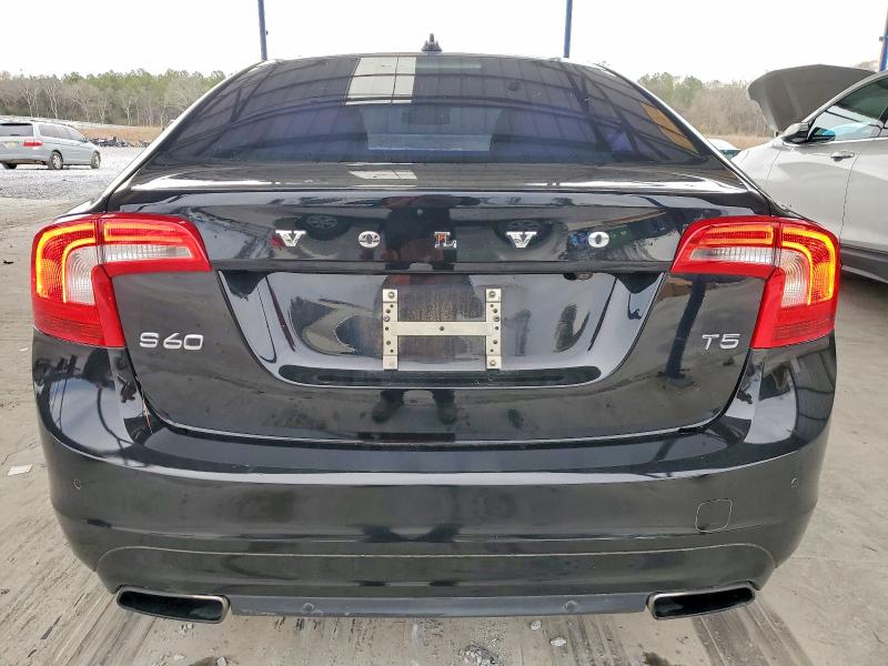 Photo 6 from auction – 2015 VOLVO S60 PREMIE with VIN YV140MFC1F1317888